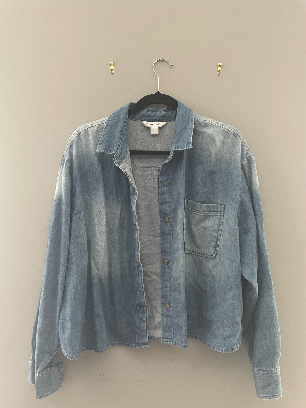Cropped denim-style button down